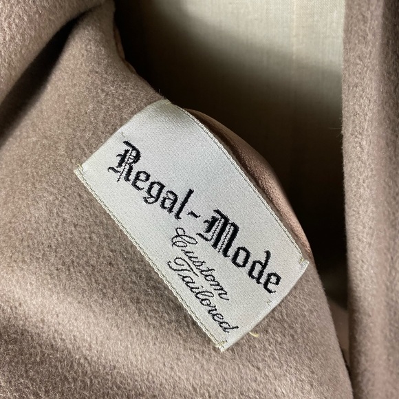 VINTAGE Regal Mode Fur Trim Long Wool Coat Taupe - Picture 9 of 12